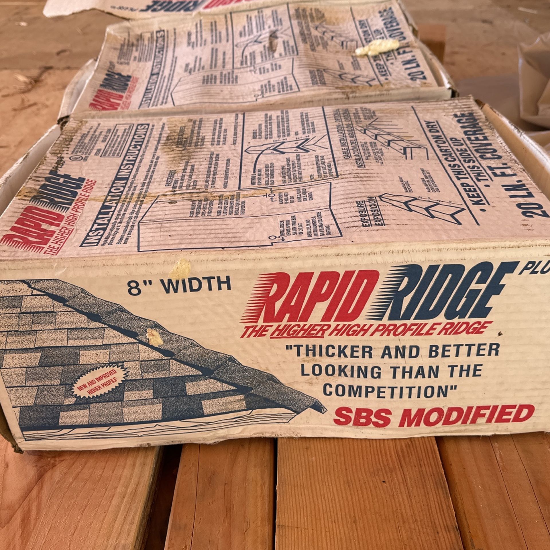 Roof Ridge + 2x10x8 Wood 4x6x8 Post