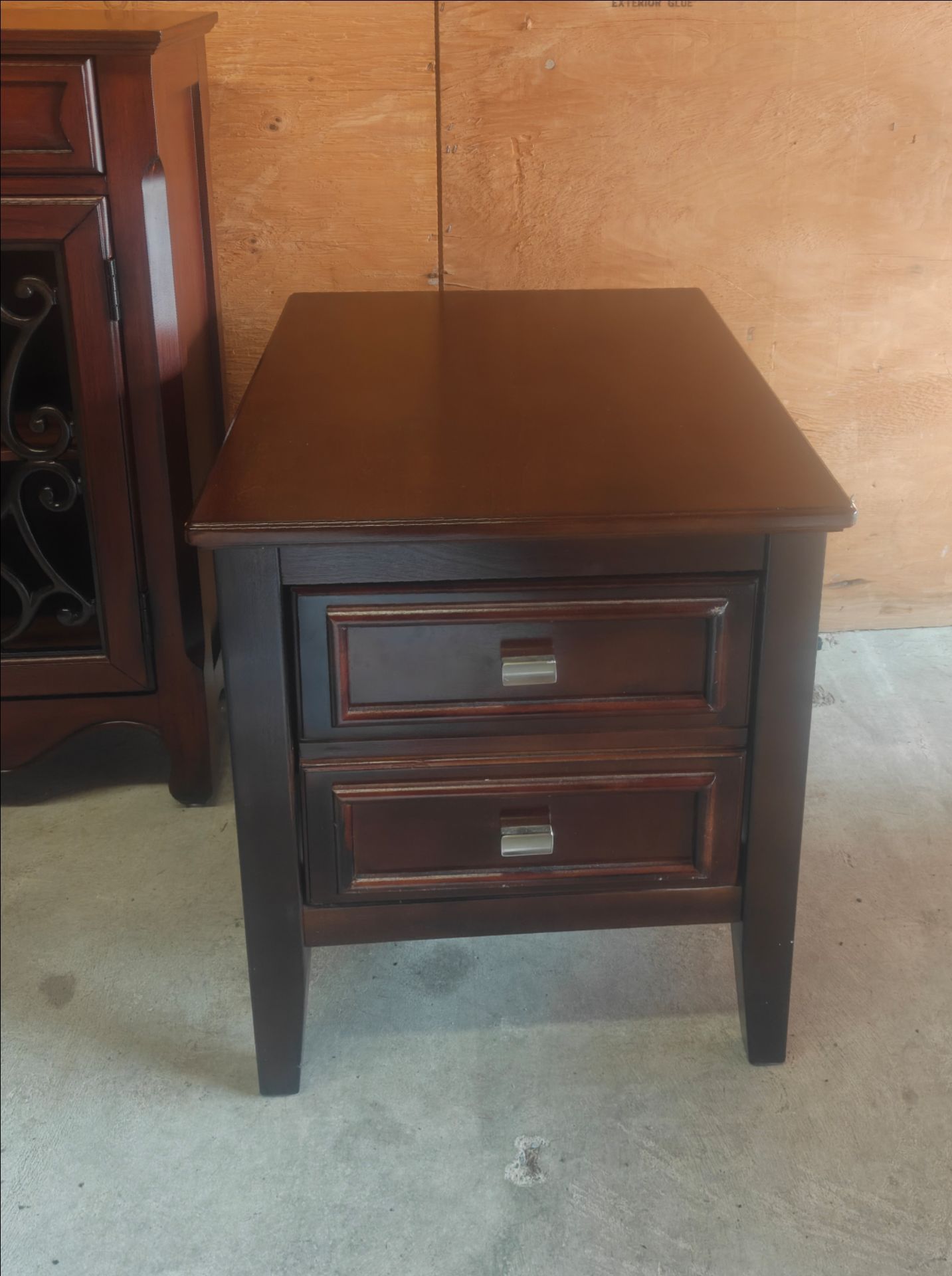 Brown 2-Drawer Nightstand