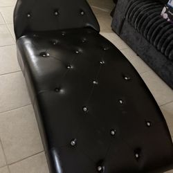 Black Chaise 