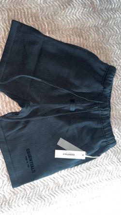 Black Essentials shorts