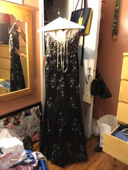 Prom Dress. It was bought for $500 worn once. Asking $250 or best offer