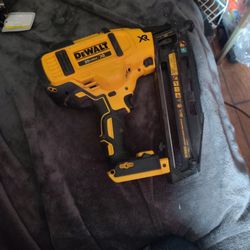 DeWalt Nail Gun 