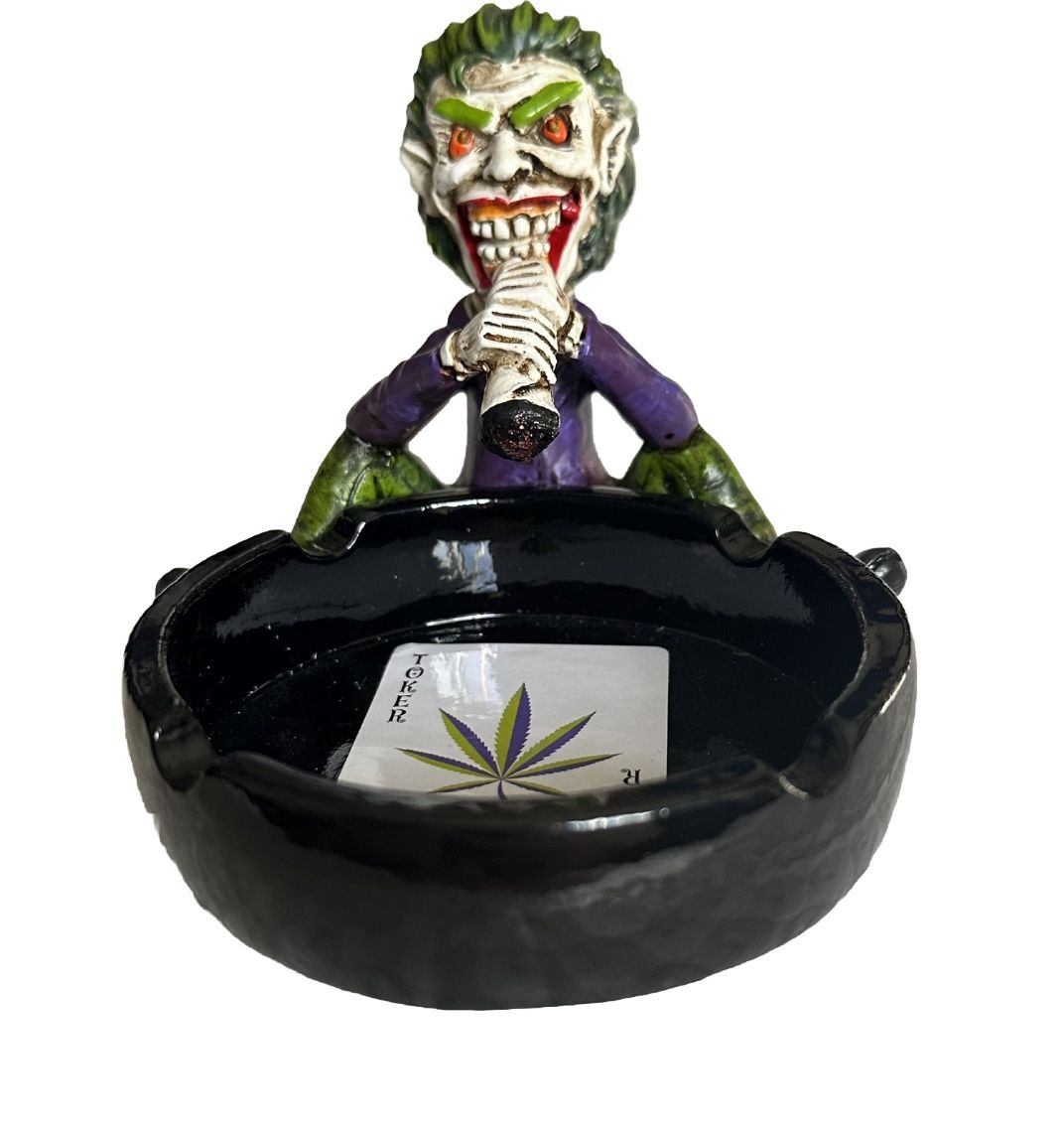 The Toker Ashtray