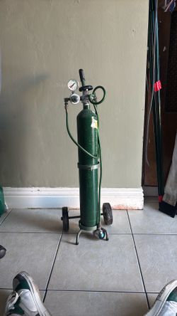 Portable Oxygen Cylinder