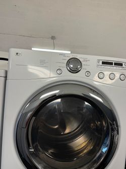 LG Washer & Dryer Set – Excellent Condition – Reliable & Efficient
