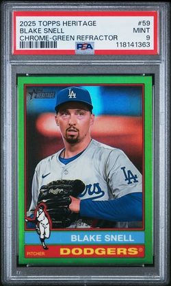 2025 Topps Heritage – Blake Snell (#59 Chrome Green Refractor 19/99) PSA 9 Mint