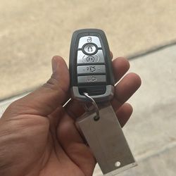 2017 Ford Fusion Car Key Fob