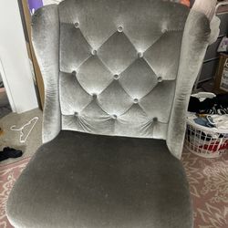 Velvet Swivel Chair 