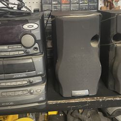 Kenwood Stereo