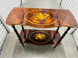 Beautiful inlaid wood  table made in Italy