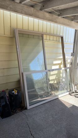Vinyl sliding Patio door