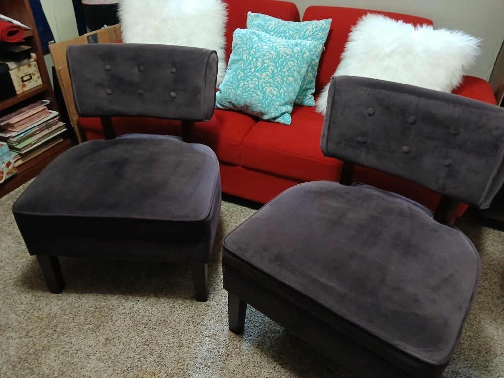 Accent Chairs