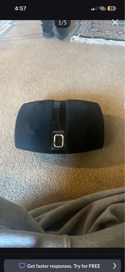 A feet massager