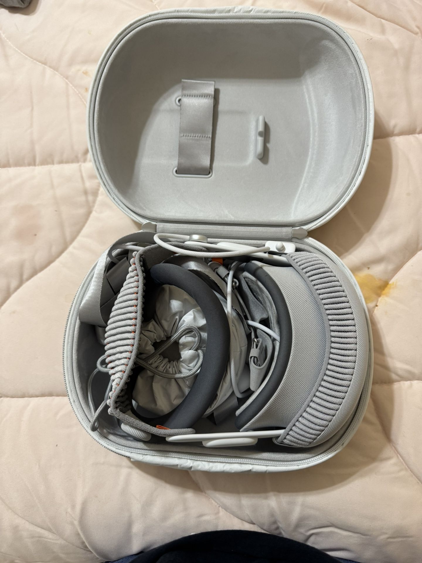 Apple Vision Pro 256 Go