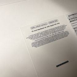 MacBook Air 15 Inch M2 256gb Brand New 