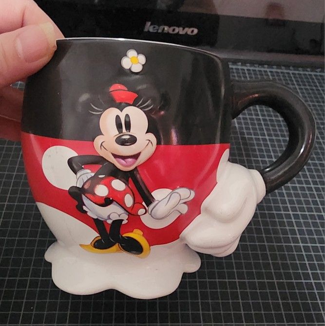 Disney Parks Authentic Minnie Mouse Mug GUC