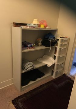 Solid bookshelve - All needs to go today, October 24 - Located in Norfolk