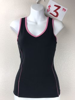 Women’s sport top size S