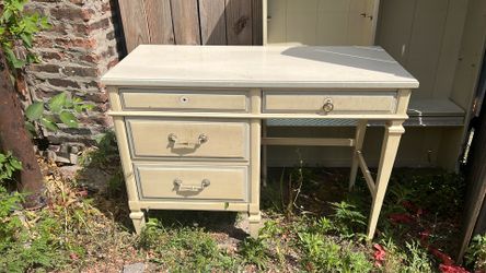 Free Ethan Allen Desk and Hutch