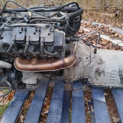 Chrysler Crossfire Engine and Transmission 