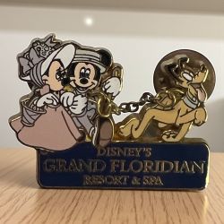 Disney Mickey and Minnie Walking Pluto - Grand Floridian Collectible Pin - 2002
