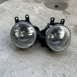 2014 OEM Tundra Fog Lights