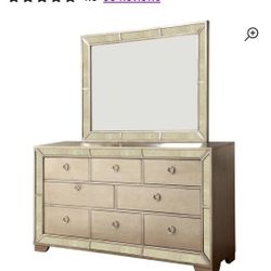 8 Drawer Dresser With a Mirror