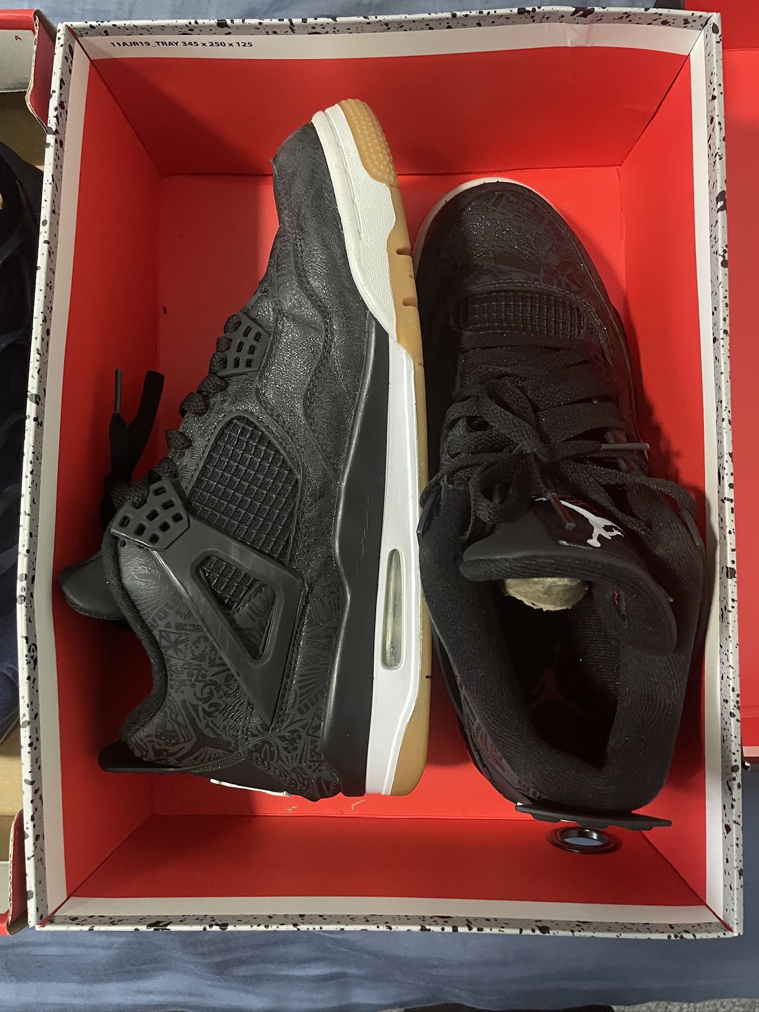 Jordan 4 Retro SE
