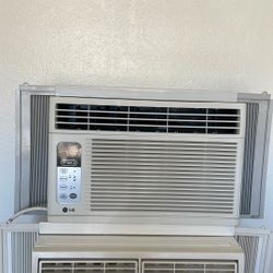 Air conditioner 8000 Btus Ice Cold 120$ Each Very Clean Nothing Filthy 
