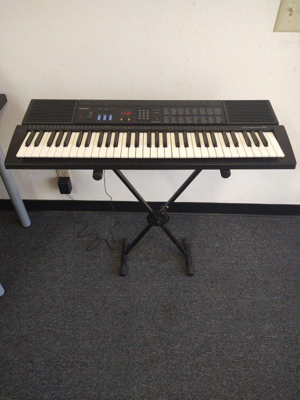 Casio CTK-530 Musical MIDI Keyboard Digital Piano + Stand + AC Adapter 