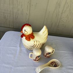 Vintage Chicken Hen  w Salt/pepper Shakers & Spoon Rest.