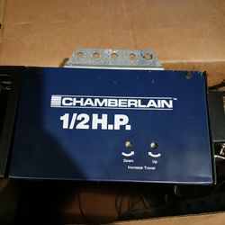 Chamberlain 1/2 Garage Door Opener 