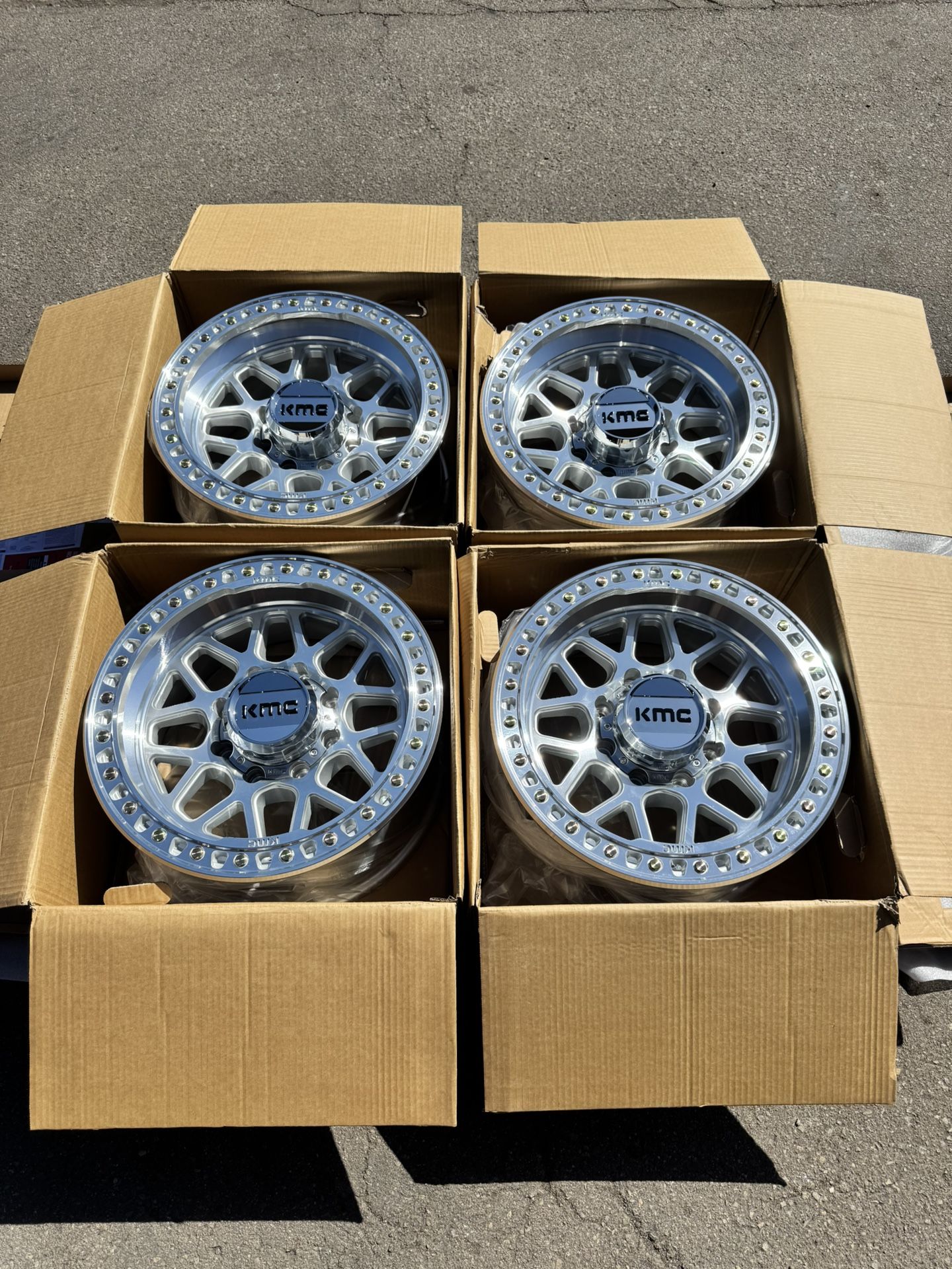 Brand New 18x9 KMC GRS “549” Machined 18” Off-Road Wheels for 8 Lug Ford F250 F350 8x170 0 Offset
