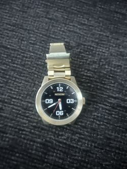 Nixxion Watch