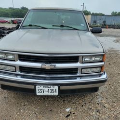1999 Chevy suburban 1500 auto parts for sale vendo solo partes Tahoe Gmc 