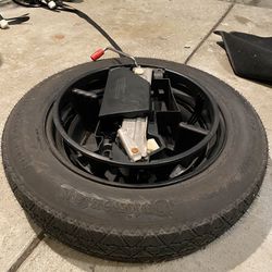 Mercedes bens c300 spare tire with jack. 2008-2012