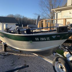 1986 Deep V 17foot Smokercraft W/ 50 Hp Honda Tiller