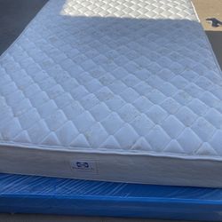 10” H Queen SEALY Mattress And Box Spring