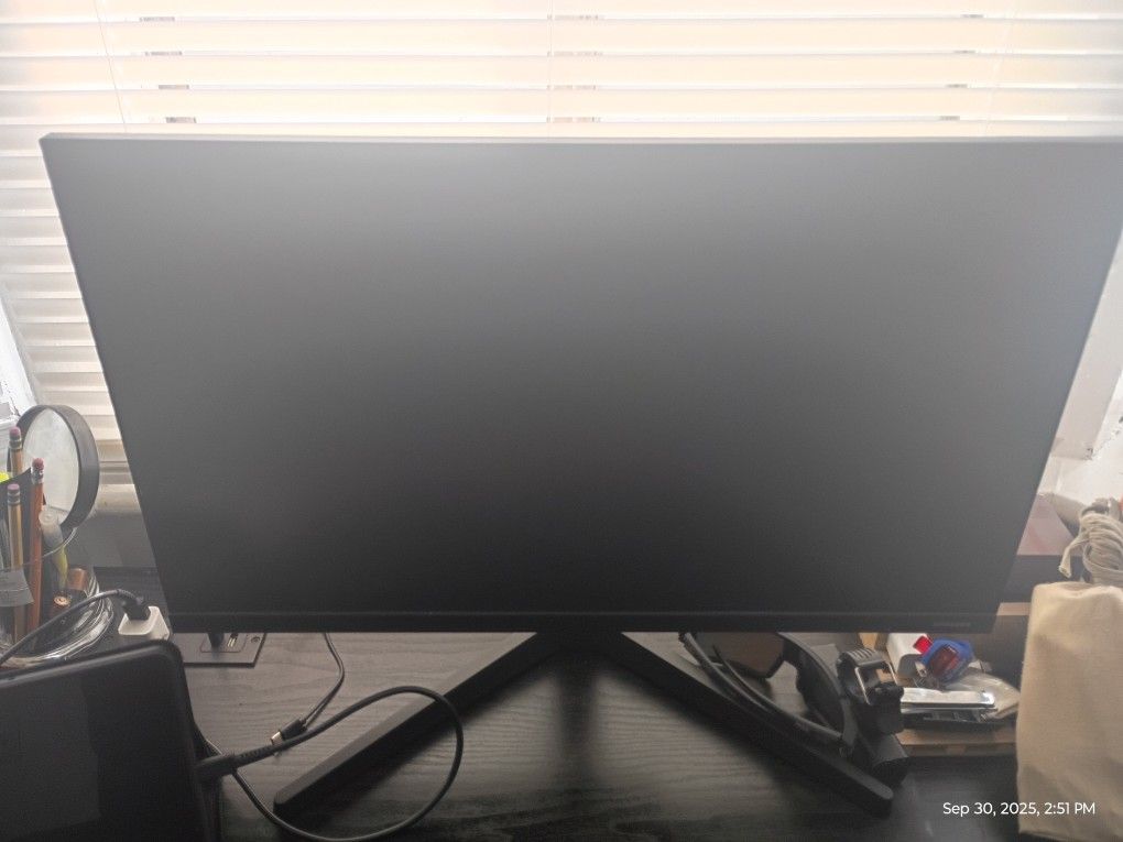 Samsung 20" Monitor+ HDMI Cable