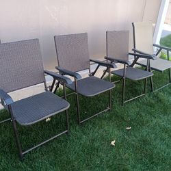 4 Folding Outdoor Patio Chairs