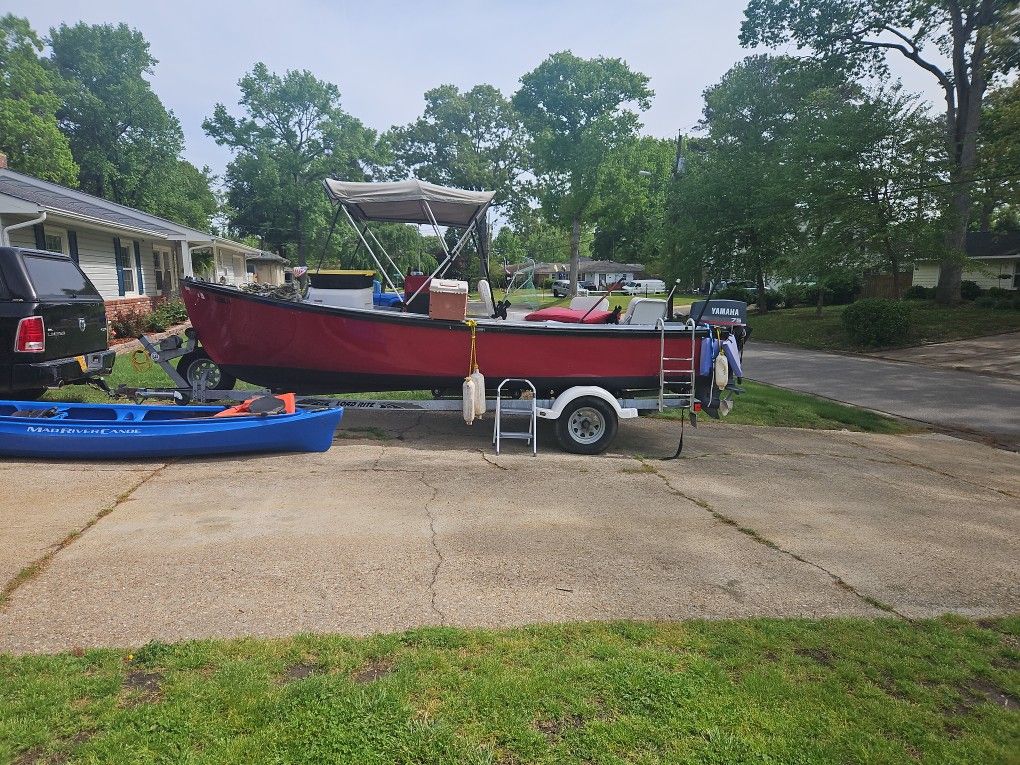 23 Foot..red..fishing Boat