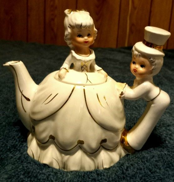 Vintage Musical Teapot By Enesco