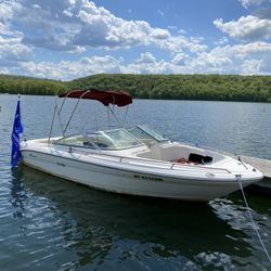 1995 Searay 200 signature select