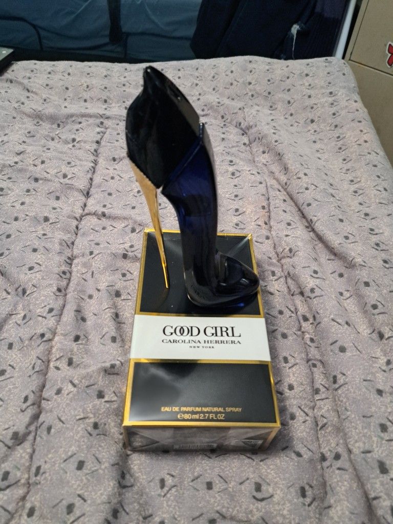 Carolina Herrera Good Girl Perfume