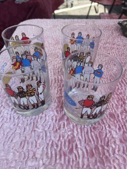 4 Santa Anita classic glasses
