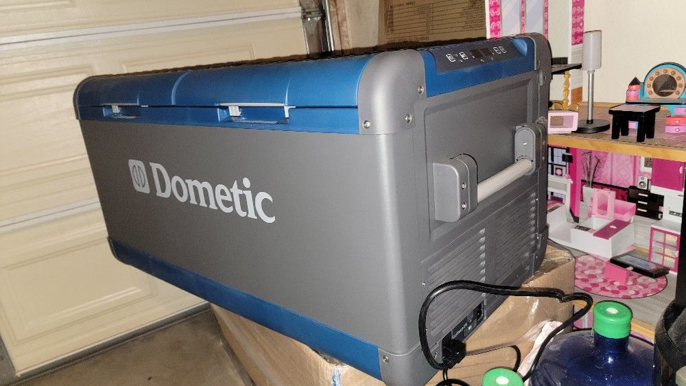 Dometic Dual Zone Electric Cooler&freezer