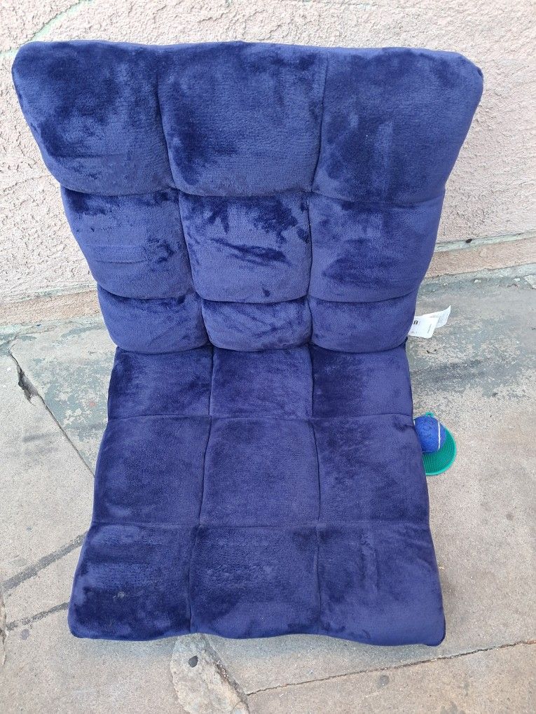 Game Playing Seat