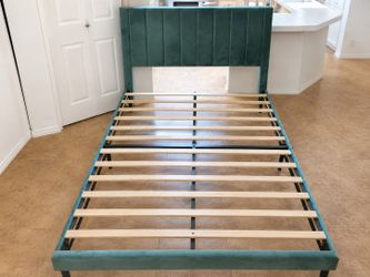 Queen size bed