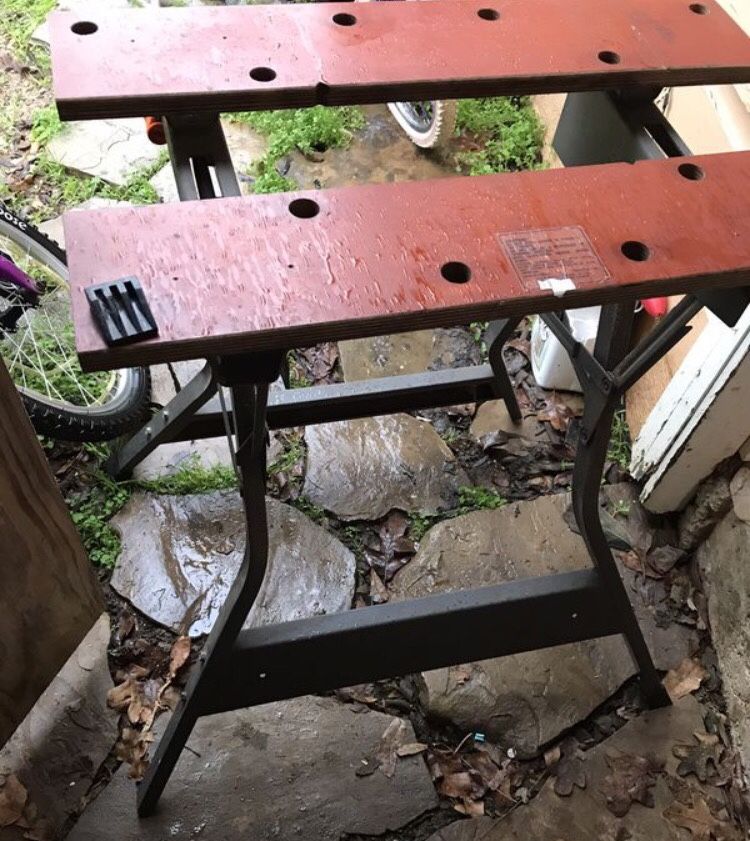 Black and decker folding work table