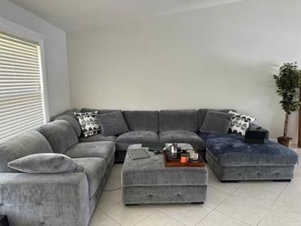 Large Gray Sectional Sofa with Ottoman